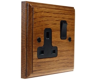 Classic Wood 1 Gang 13Amp Switched socket in Medium Oak
