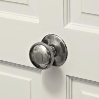 Finesse Designs Door Knobs