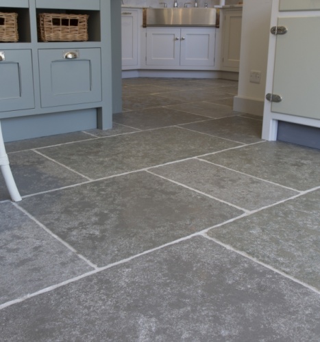 Ca Pietra Denham Limestone Seasoned Finish