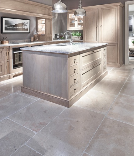 Ca Pietra Neranjo Limestone Seasoned Finish
