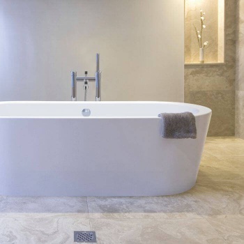 BC Designs Plazia Bath