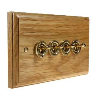 Wood 4 Gang 2Way 10Amp Toggle Switch in Solid Oak